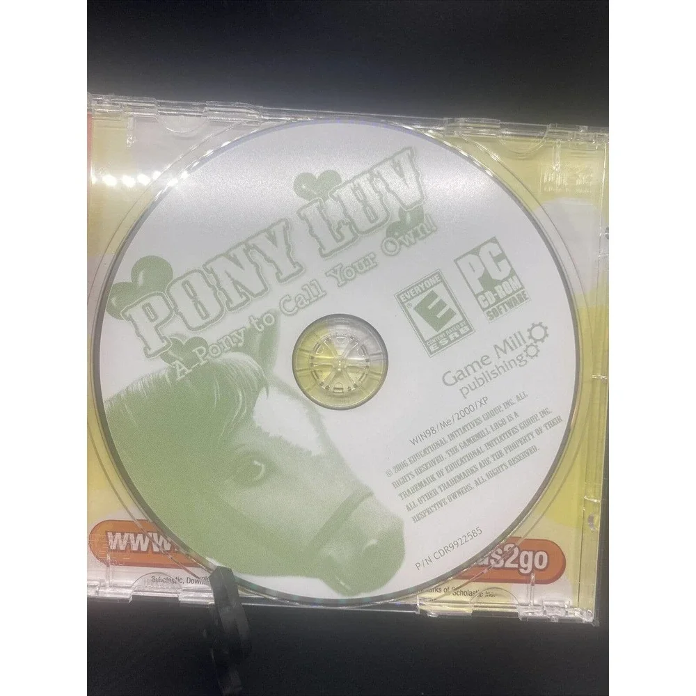 Pony Luv A Pony to Call Your Own CD-Rom PC Game Windows 98/2000/XP